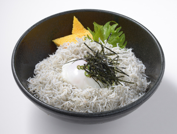 大洗産名釜揚げしらす丼.jpg